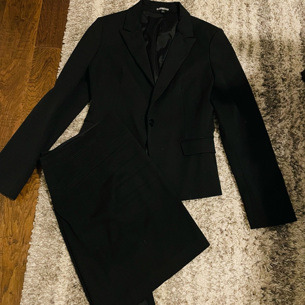 Express Skirt Suit- size 12